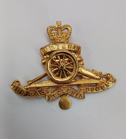 Badge de béret en métal Artillerie (surplus)