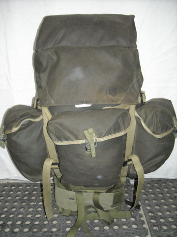Sac à dos "Racksack" militaire usagé (PRIX VARIÉ)